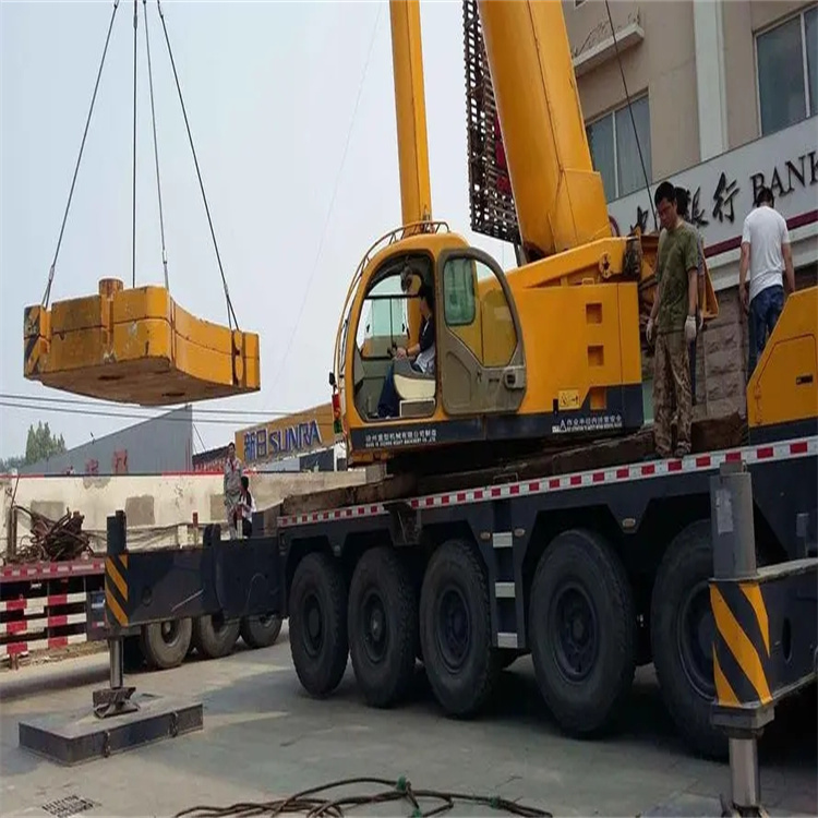 崖州当地吊车出租|机器吊装|75吨|工厂搬迁服务